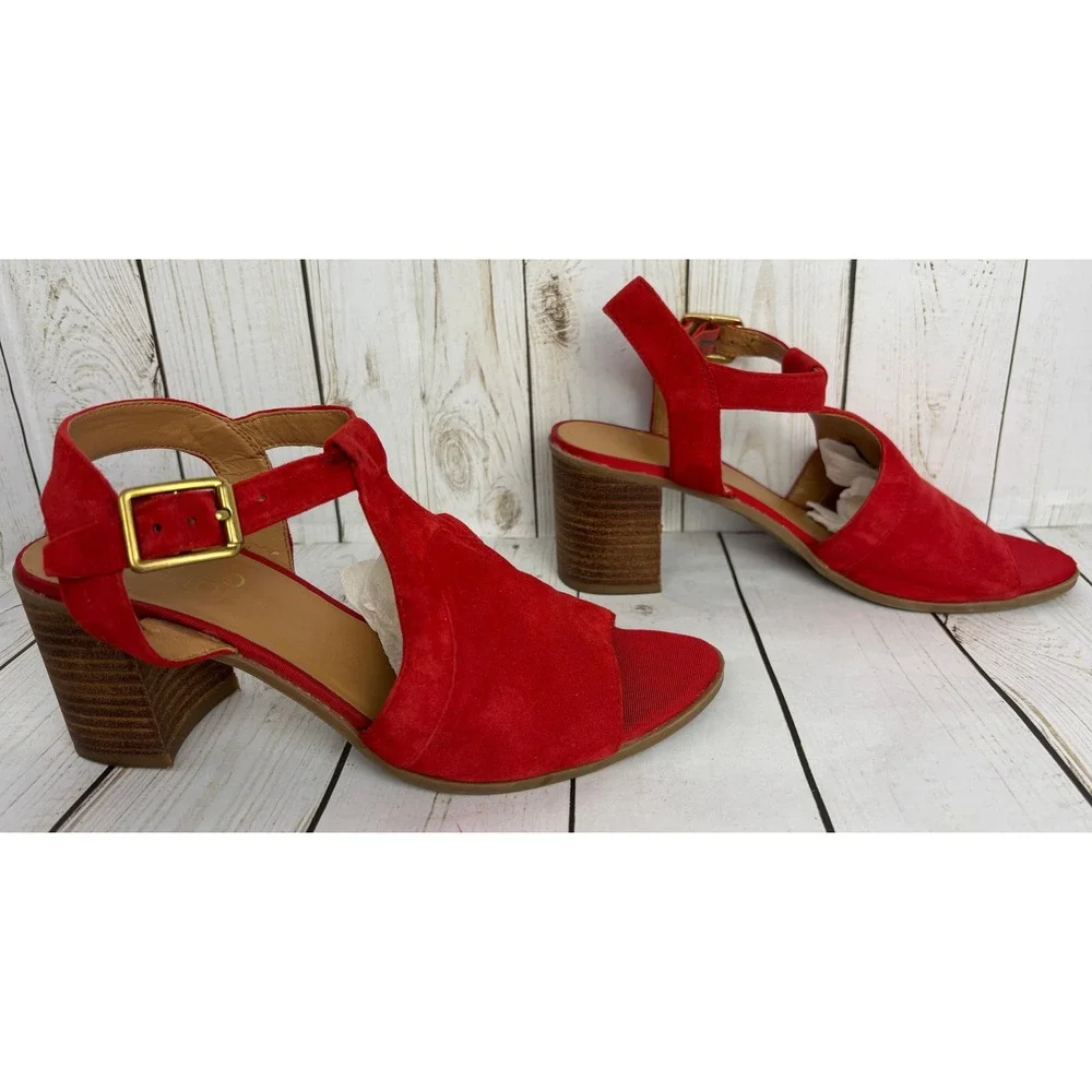 Franco Sarto Heron Red Suede T-Strap Block Heel Sandals L-HERON Womens 7.5M